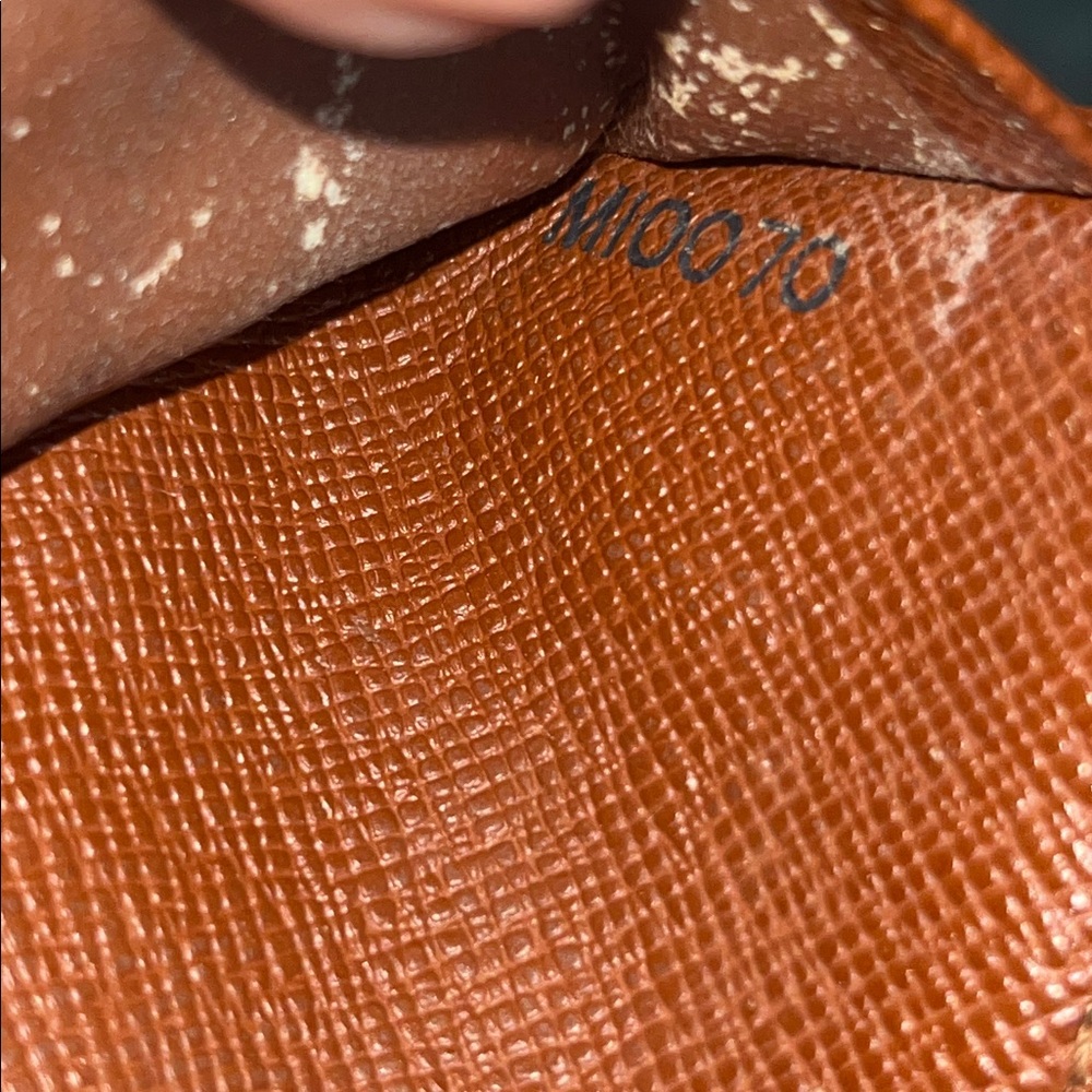 Louis Vuitton Monogram Wallet - Picture 8 of 11